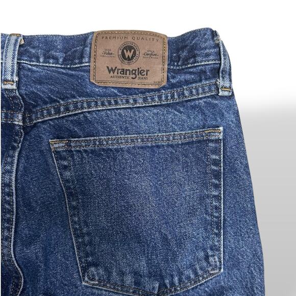 Y2K Wrangler Jeans Blue Denim Cotton Sz 32 x 30 Classic Cowboy Rodeo Great Fade - Picture 5 of 11